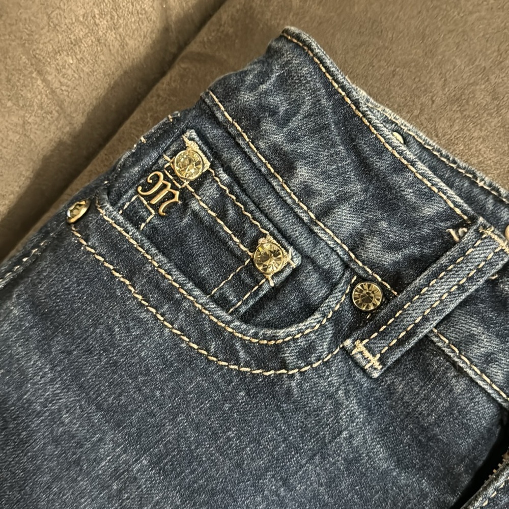 Miss me denim cutoff shorts size 25 - Picture 2 of 6